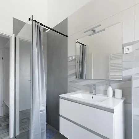 Matthias By Rent Istria *