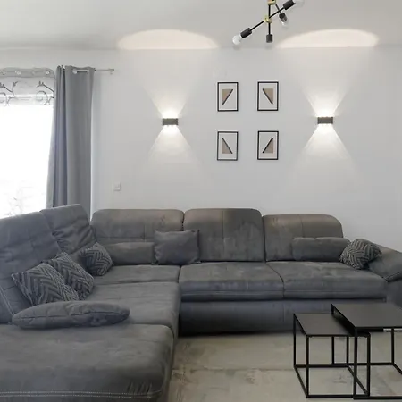 Matthias By Rent Istria *